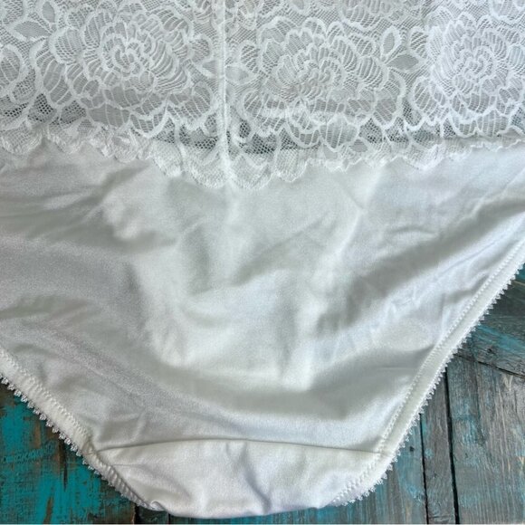 Pennington’s White Femme Couture Panty Déesse Collection Size 4x NWT Brand New - Picture 8 of 8